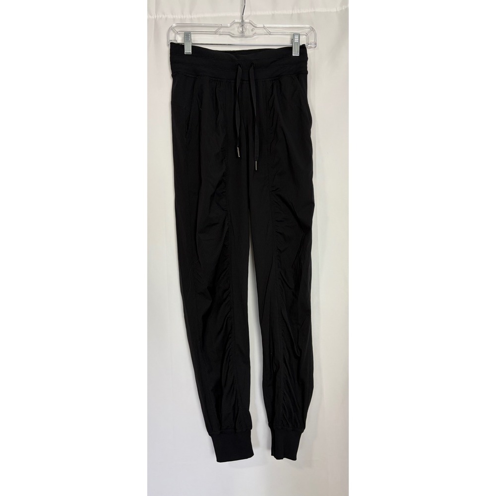 Lululemon Beyond the Studio Jogger Black Ruched Textured Pants Size 2